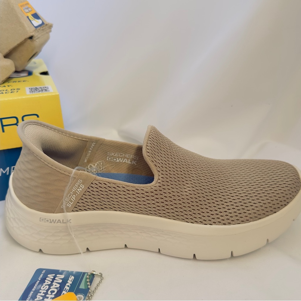 Skechers Woman's Hands Free Slip In Go Walk Flex Relish Sneakers SZ 8 Taupe NWT - Picture 12 of 12